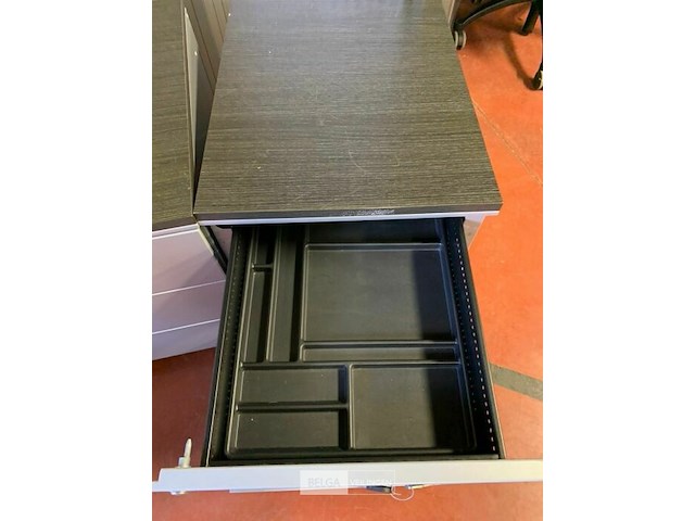 3 rolkastjes met 3 lades - afbeelding 2 van  2