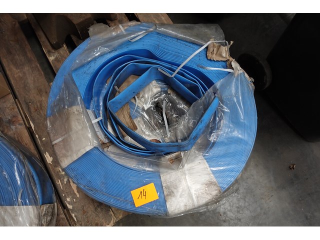 3 rollen waterdarm (2 rollen diameter 50, 1 rol diameter 100) - afbeelding 4 van  5