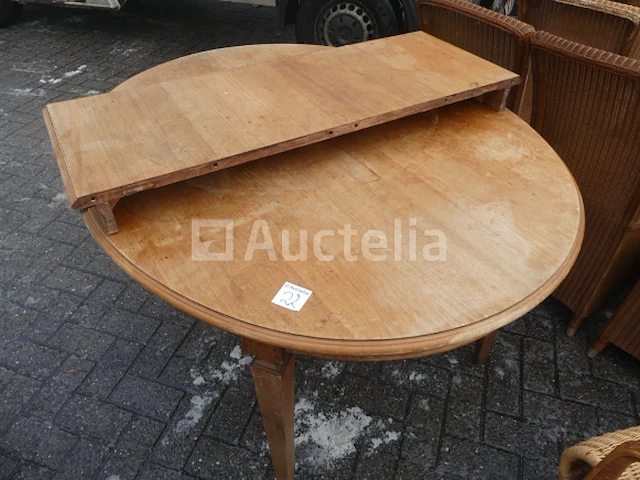 3 rustieke ronde tafels (010871-022) - afbeelding 3 van  9
