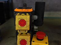 3 schakelaars voor machines - afbeelding 1 van  1