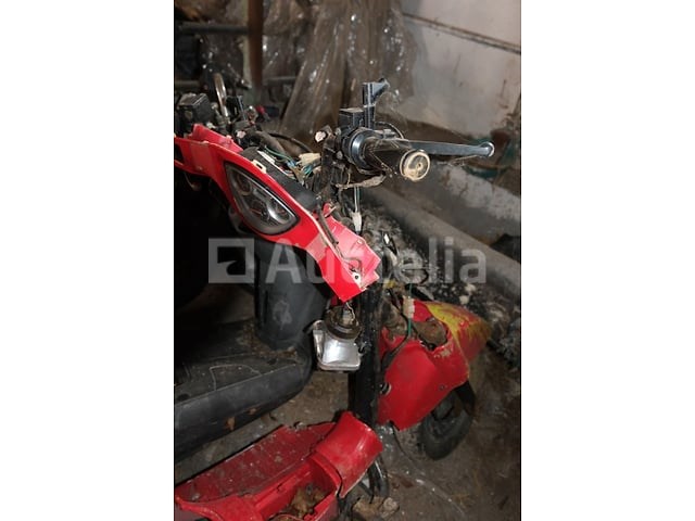 3 scooter (voor onderdelen) - afbeelding 23 van  30