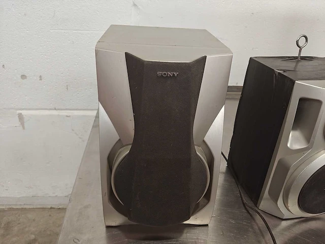 3 speakers - afbeelding 2 van  4