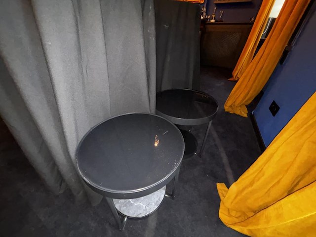 3 staantafels + 2 bijzettafeltjes - afbeelding 3 van  3