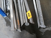 3 steunpoten steigers - afbeelding 3 van  3