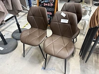 3 stoelen - afbeelding 4 van  4