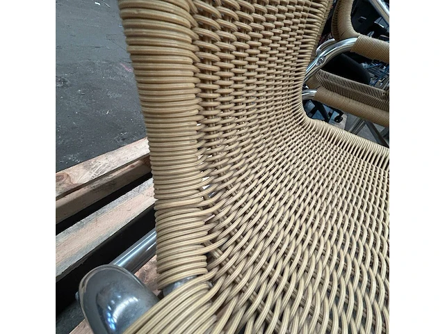 3 stoelen - afbeelding 2 van  3