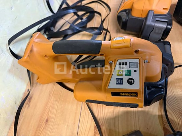 3 strapex spanmachines met oplader en 3 batterijen - stb70 - afbeelding 2 van  5