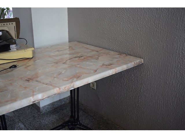 3 tafeltjes op ijzeren voet 120x80x73 cm - afbeelding 3 van  3