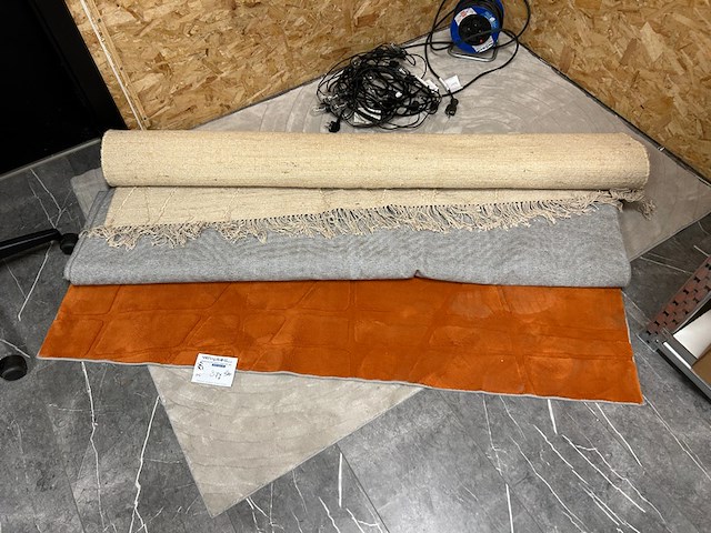 3 tapijten - afbeelding 1 van  7