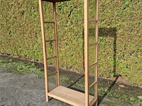 3 teakhouten legkasten met glazen wanden (zonder schappen) - afbeelding 2 van  2
