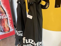 3 terrasparasols coca-cola en fuze tea - afbeelding 2 van  11
