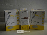 3 usb tafellamp white led