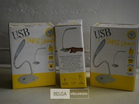 3 usb tafellamp white led