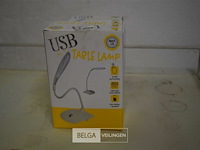 3 usb tafellamp white led - afbeelding 1 van  3