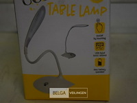 3 usb tafellamp white led - afbeelding 2 van  3