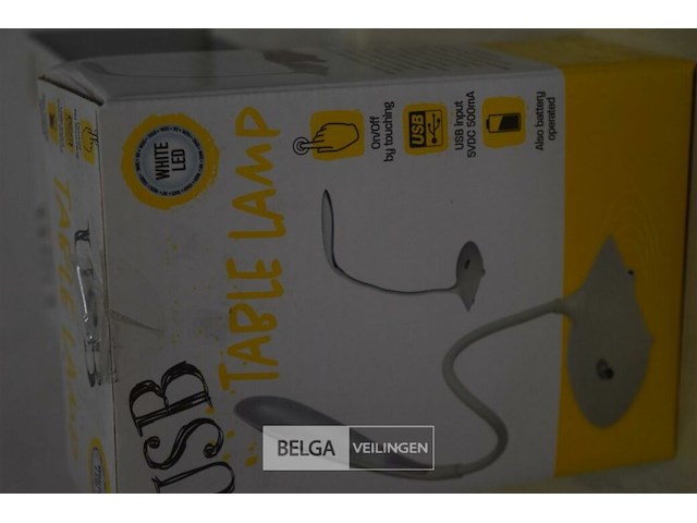 3 usb tafellamp white led - afbeelding 3 van  3
