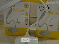 3 usb tafellamp white led - afbeelding 2 van  2