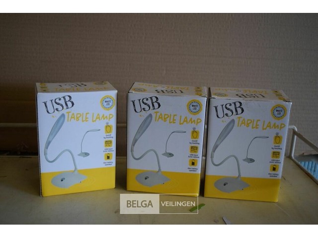 3 usb tafellamp - afbeelding 1 van  2