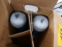 3 vaten carbon dioxide - afbeelding 3 van  3