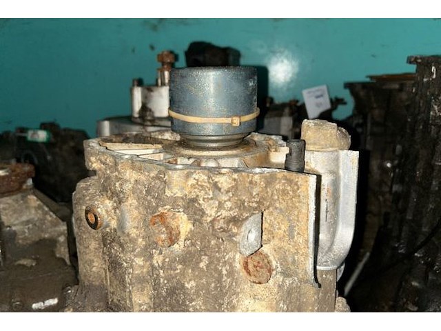 3 versnellingsbakken landrover - afbeelding 2 van  5