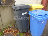 3 vuilnisbakken - afbeelding 1 van  5