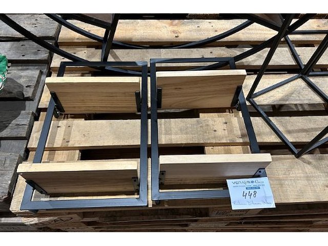 3 wandrekken, 2 bijzettafels - afbeelding 2 van  4