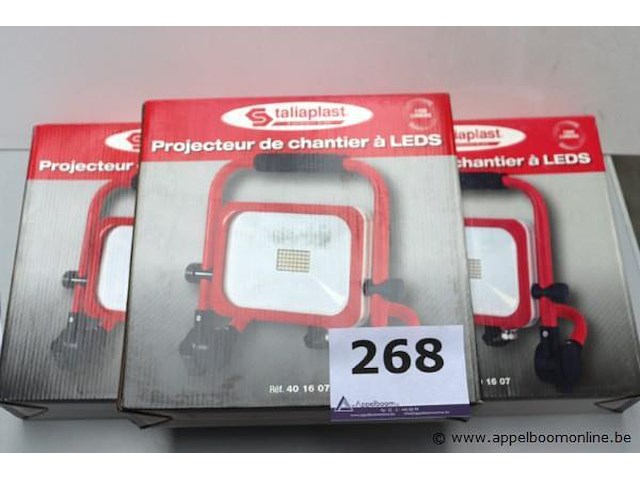 3 werflampen, taliaplast, 1800 lumens, werking niet gekend - afbeelding 1 van  2