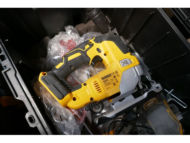 3 werkmachines dewalt - afbeelding 4 van  5