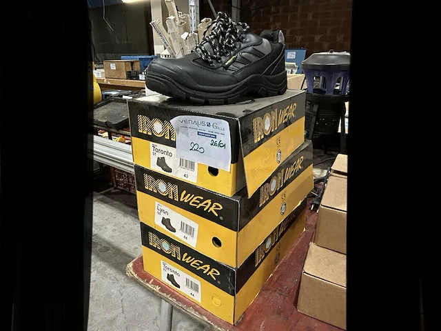 3 werkschoenen - afbeelding 1 van  2