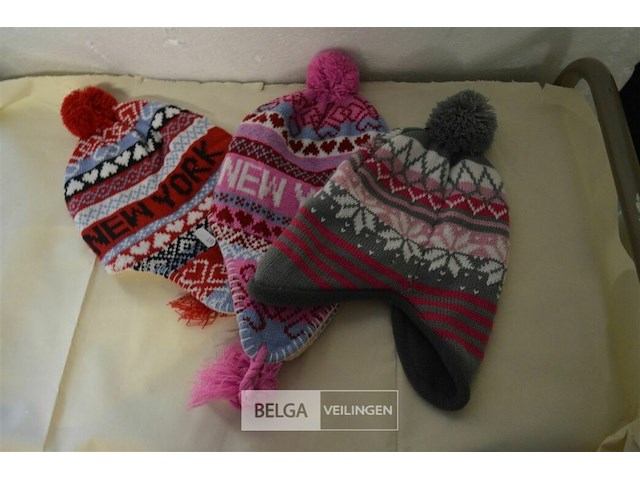 3 wintermutsen for kids - afbeelding 1 van  3