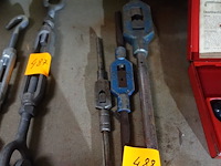 3 wringijzers (tapkrukken) - afbeelding 1 van  1