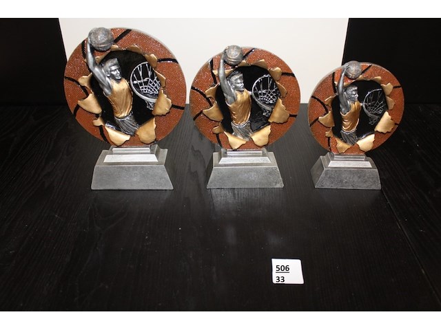 3 x basketballtrofee - afbeelding 1 van  1