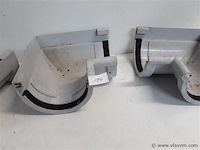 3 x binnenhoek 125mm licht grijs pvc regenafvoer - afbeelding 2 van  2