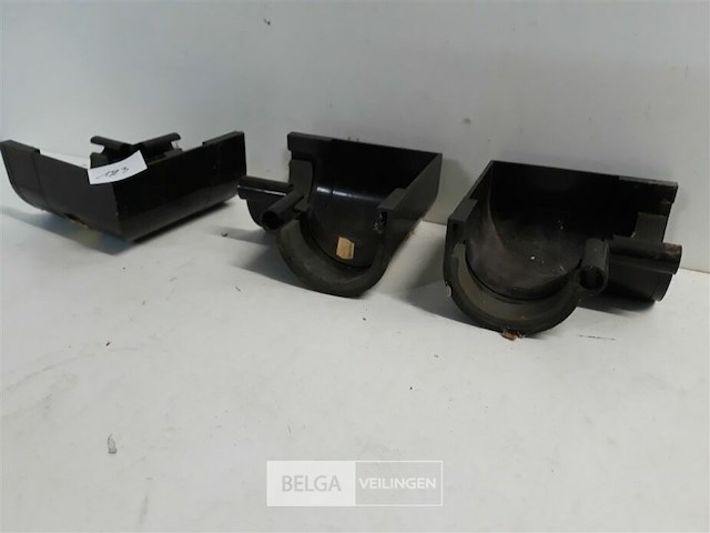 3 x binnenhoek 80mm bruin pvc regenafvoer - afbeelding 3 van  3