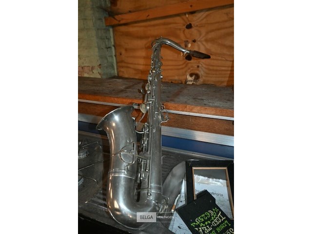 3 x blaasinstrument - afbeelding 1 van  7