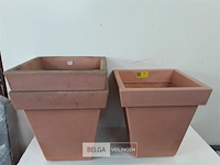3 x bloempot vierkant 40x40 cm h 40 cm - afbeelding 1 van  3