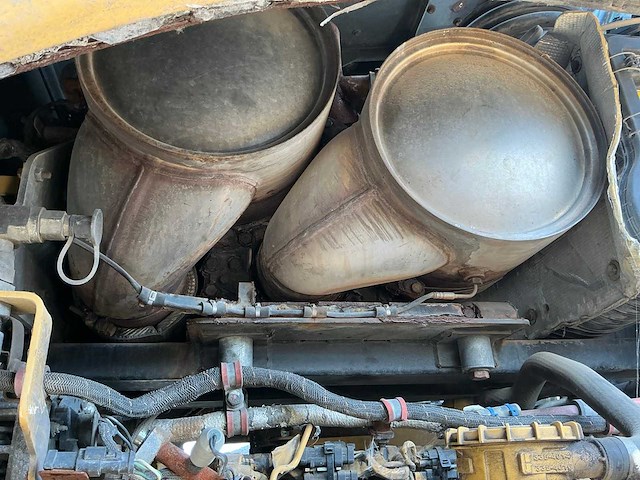 3 x caterpillar 972m shovel voor opmaak of onderdelen - afbeelding 9 van  76