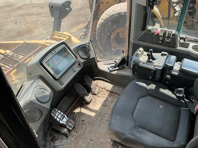 3 x caterpillar 972m shovel voor opmaak of onderdelen - afbeelding 10 van  57