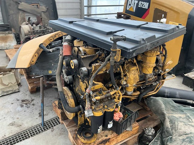 3 x caterpillar 972m shovel voor opmaak of onderdelen - afbeelding 40 van  57
