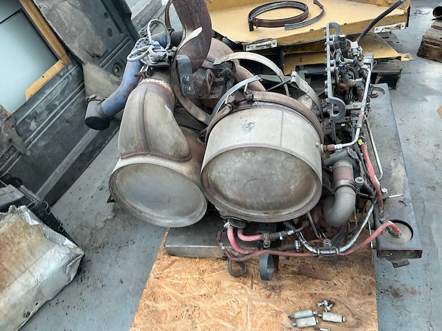 3 x caterpillar 972m shovel voor opmaak of onderdelen - afbeelding 46 van  57