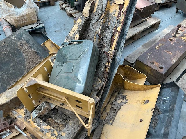 3 x caterpillar 972m shovel voor opmaak of onderdelen - afbeelding 66 van  76