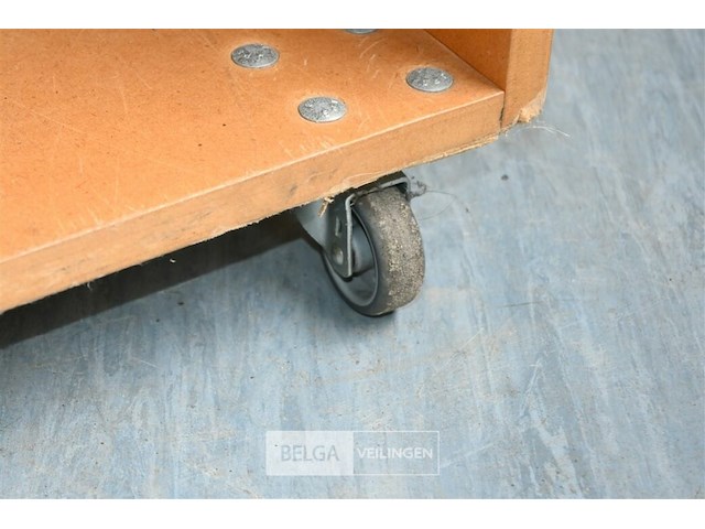 3 x houten kast op wielen - afbeelding 5 van  5