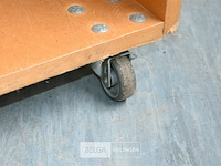 3 x houten kast op wielen - afbeelding 5 van  5