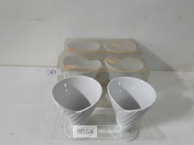 3 x ijscoupe 14 cm porselein 2 stuks - afbeelding 1 van  3