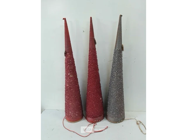 3 x kerstkegel 75 cm beschadigd - afbeelding 3 van  3