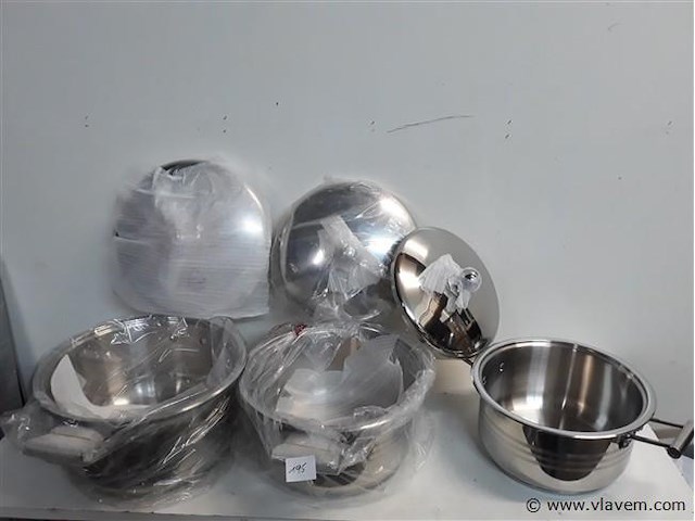 3 x kookpotten inox 18/8 22-24-26 cm - afbeelding 1 van  2