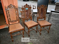 3 x oude houten stoel