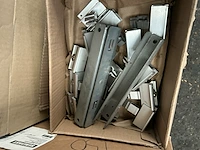 3 x pallet met vastzetmateriaal - afbeelding 9 van  11