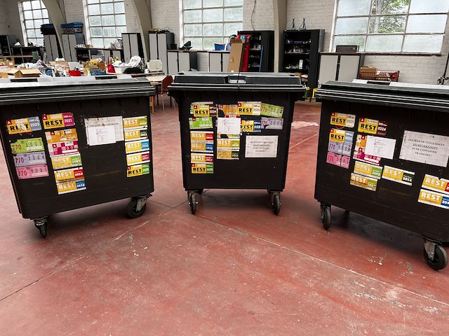 3 x rolcontainer 240 l - afbeelding 1 van  4