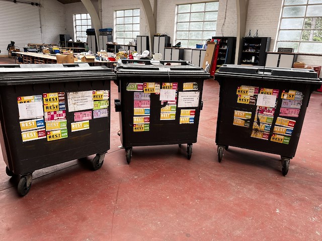 3 x rolcontainer 240 l - afbeelding 1 van  4